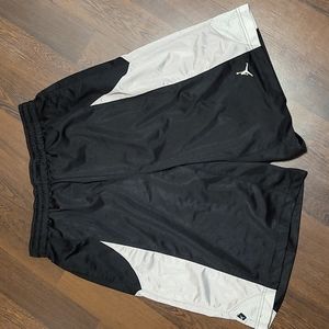 Jordan Black & Grey Athletic Basketball Shorts Sz XL